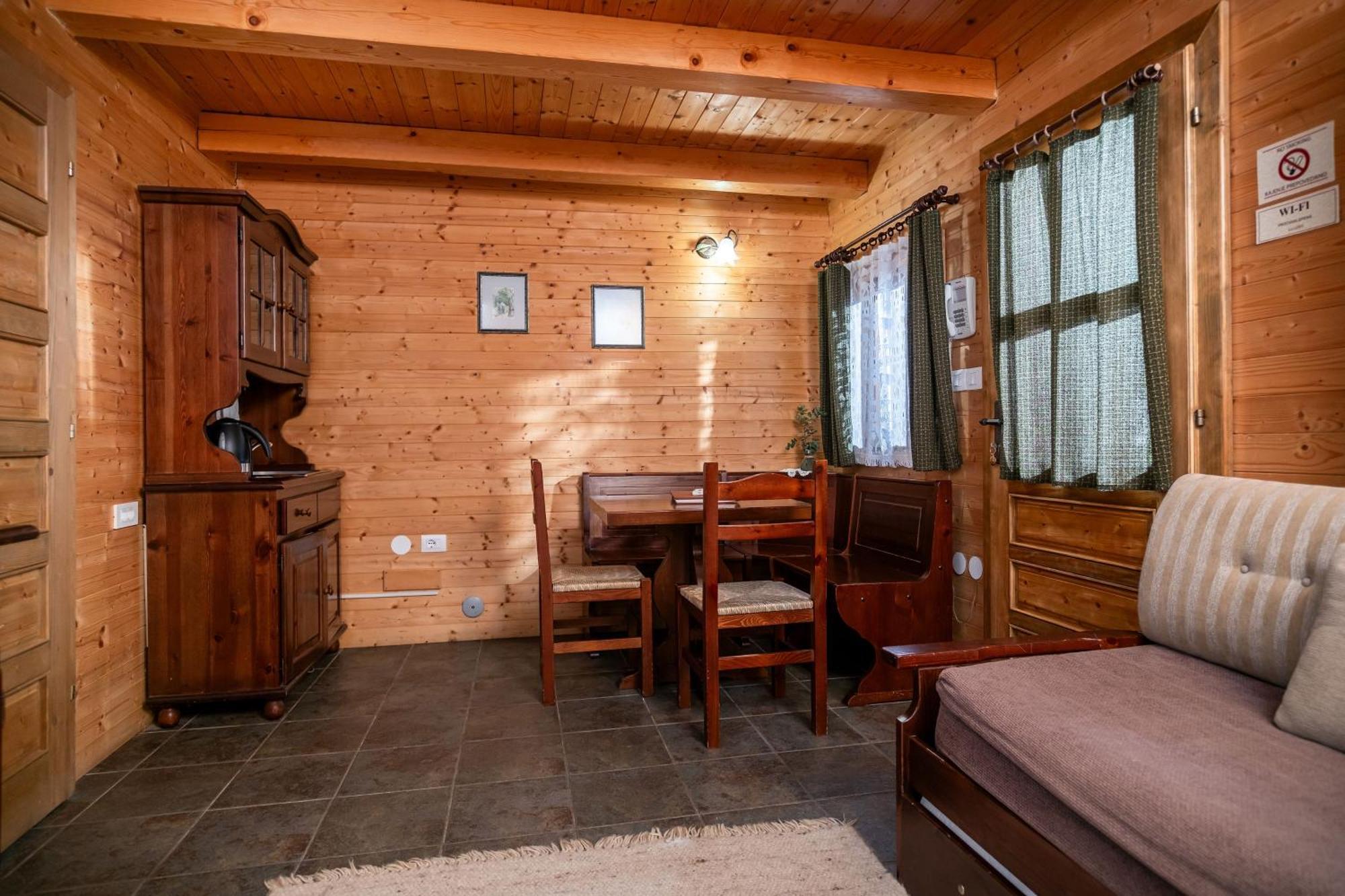Pristava Lepena Village المظهر الخارجي الصورة
